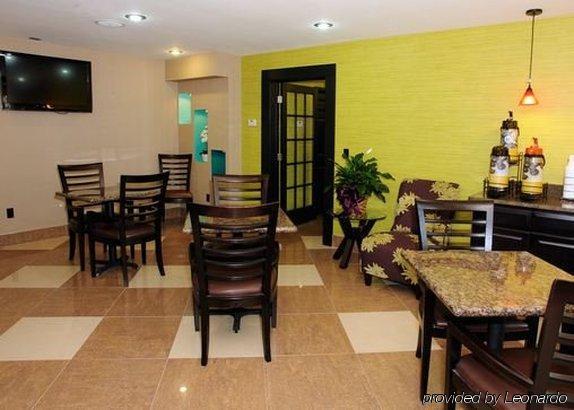 Quality Inn Covington Restaurace fotografie